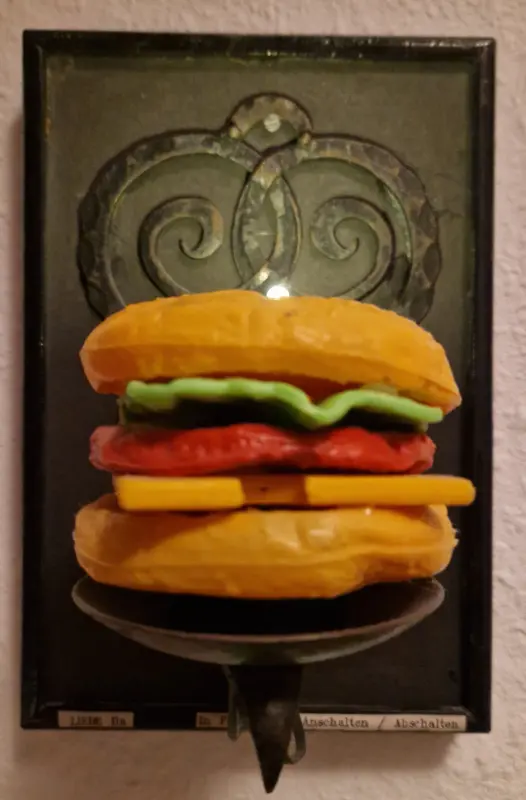 Liebe II a - In Flammen - Anschalten /Abschalten